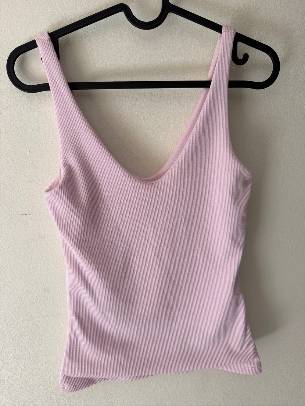 Women’s Ribbed V-Neck Tank Top - Light Pink